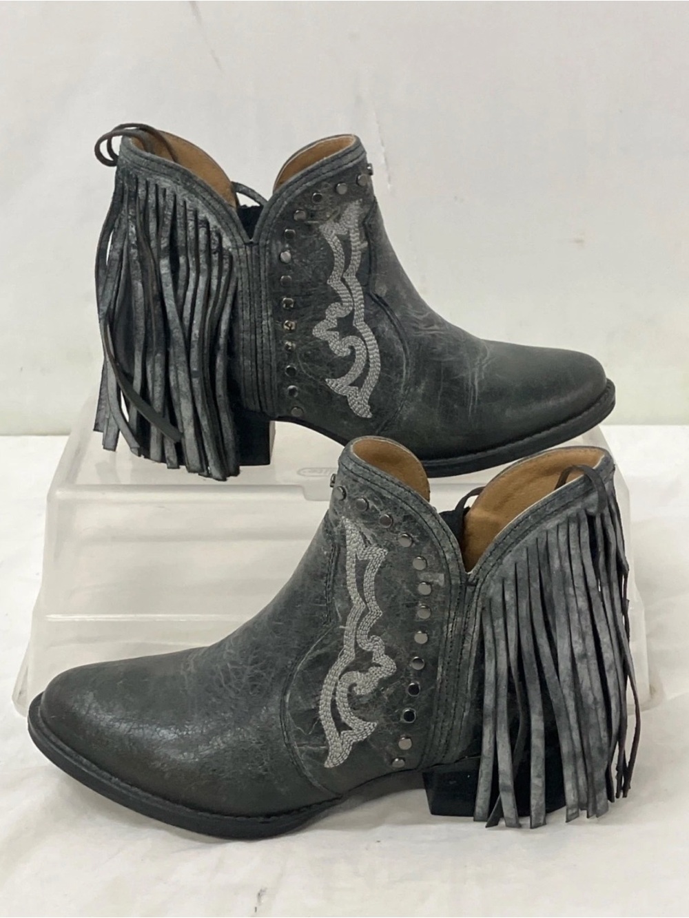 Sterling River Women's Grey Fringed Studded Leather Western Booties Size 8.5